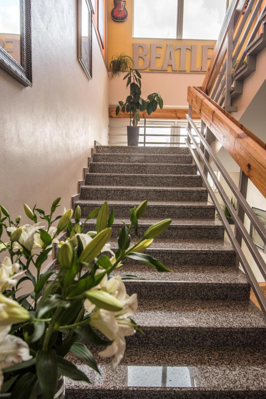 City Hotel B&B, Reception 24 7, 800M Od-From R1, Free Parking Банска бистрица Екстериор снимка